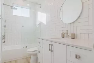 916 Highland St, Sarasota, FL 34234 - Photo 32