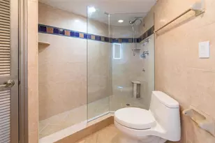 400 E Colonial Dr, Orlando, FL 32803 - Photo 10