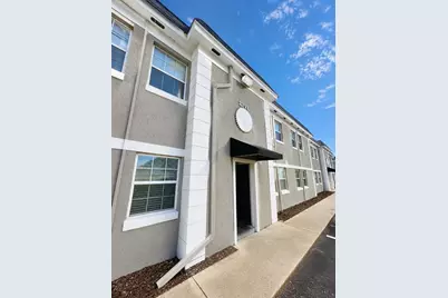 2791 L B McLeod Road #D, Orlando, FL 32805 - Photo 2