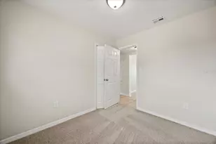 2525 Kingsland Ave, Orlando, FL 32808 - Photo 14