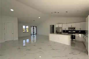 2620 NE 22nd Ave, Cape Coral, FL 33909 - Photo 8