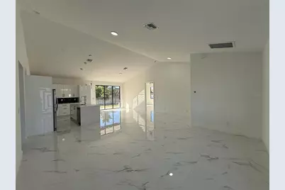 2620 NE 22nd Avenue, Cape Coral, FL 33909 - Photo 2