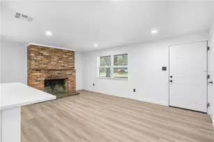 2330 Pleasant Dr, Longwood, FL 32779 - Photo 10