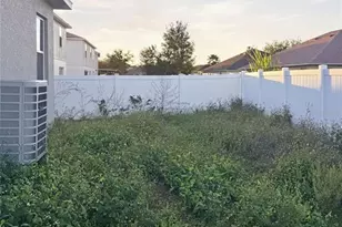 717 Robin Ct, Poinciana, FL 34758 - Photo 4