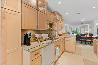 7310 Sunshine Skyway Lane S #112, Saint Petersburg, FL 33711 - Photo 10