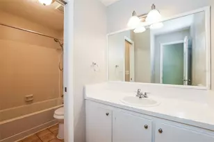 5331 Broken Pine Cir, Orlando, FL 32818 - Photo 18