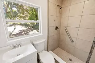 3017 E Idlewild Ave, Tampa, FL 33610 - Photo 6