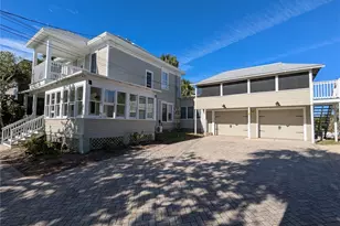 127 S Peninsula, Daytona Beach, FL 32118 - Photo 2