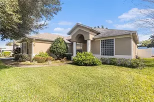 36806 Winfield Ct, Grand Island, FL 32735 - Photo 2