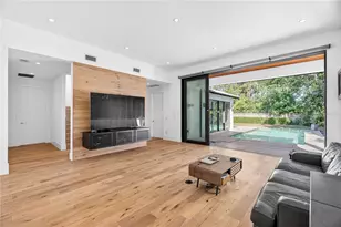 911 Golfview St, Orlando, FL 32804 - Photo 16