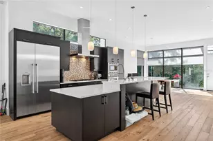 911 Golfview St, Orlando, FL 32804 - Photo 10