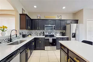 4651 Golden Beach Ct, Kissimmee, FL 34746 - Photo 8