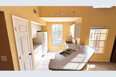 [Address not provided], Orlando, FL 32835 - Photo 4