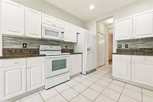 11030 Holly Cone Dr, Riverview, FL 33569 - Photo 12