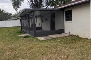 109 E Chester St, Clermont, FL 34715 - Photo 4