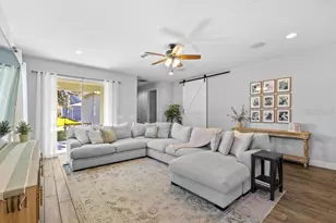 15230 Honeybell Dr, Winter Garden, FL 34787 - Photo 4