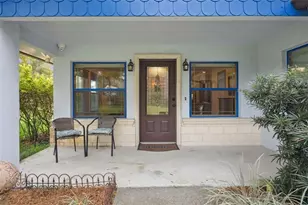 30904 Deal Dr, Sorrento, FL 32776 - Photo 6