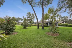 30904 Deal Dr, Sorrento, FL 32776 - Photo 4