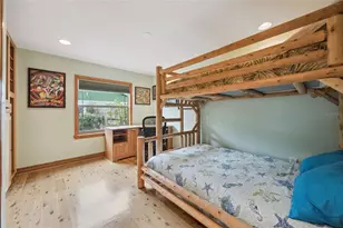 30904 Deal Dr, Sorrento, FL 32776 - Photo 16