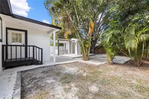 3135 33rd Ave N, Saint Petersburg, FL 33713 - Photo 10