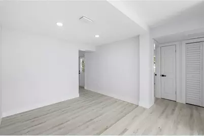 3135 33rd Avenue N, Saint Petersburg, FL 33713 - Photo 22