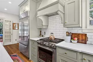 1226 Golden Ln, Orlando, FL 32804 - Photo 12