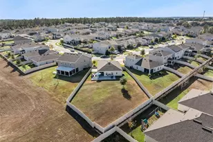 1040 Golden Dawn Loop, Minneola, FL 34715 - Photo 26