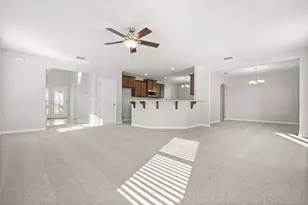 4909 Waters Gate Dr, Tavares, FL 32778 - Photo 2