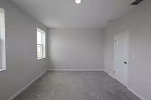 1390 Mount Royal Dr, Saint Cloud, FL 34771 - Photo 10