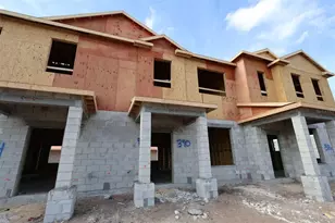 1390 Mount Royal Dr, Saint Cloud, FL 34771 - Photo 2