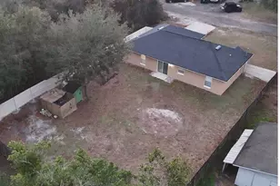 835 Lancaster Ave, Orange City, FL 32763 - Photo 30