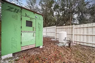 835 Lancaster Ave, Orange City, FL 32763 - Photo 26