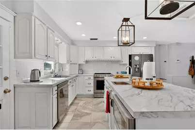 2704 Mendelin Street, Apopka, FL 32703 - Photo 8