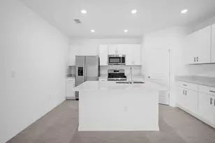 7417 Capstone Dr, Groveland, FL 34736 - Photo 6