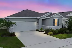 858 Ballantyne Dr, Lake Wales, FL 33898 - Photo 2