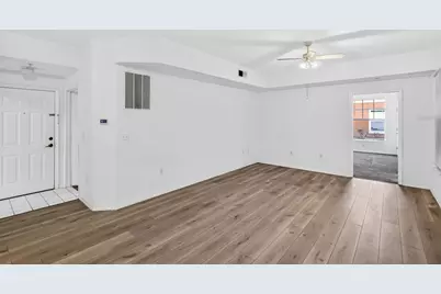 5542 Metrowest Boulevard #7-112, Orlando, FL 32811 - Photo 4