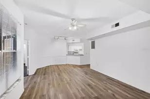 5542 Metrowest Blvd, Orlando, FL 32811 - Photo 6