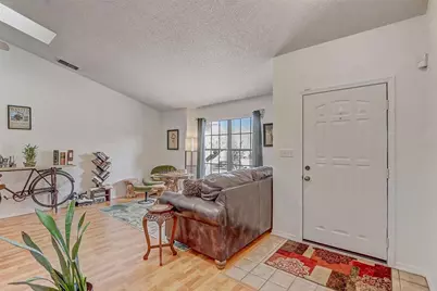 10400 Hunters Trail Court, Orlando, FL 32817 - Photo 4