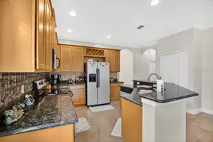 1673 Lakelet Loop, Oviedo, FL 32765 - Photo 10