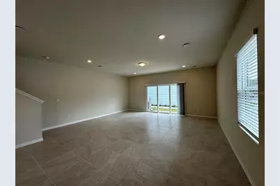 4806 Sparkling Shell Avenue, Kissimmee, FL 34746 - Photo 4