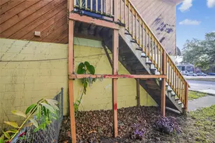 2628 SW 31st Pl, Gainesville, FL 32608 - Photo 4