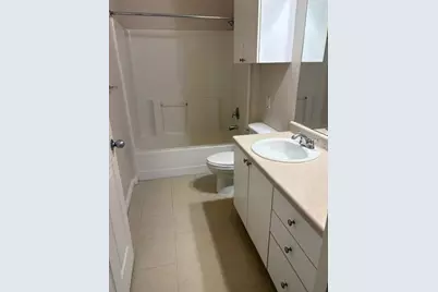 911 N Orange Avenue #216, Orlando, FL 32801 - Photo 10