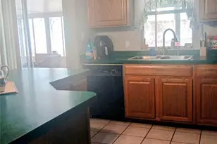 719 Oak Ln, Lady Lake, FL 32159 - Photo 6