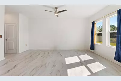 3891 Spruce Creek Drive, Lakeland, FL 33811 - Photo 16