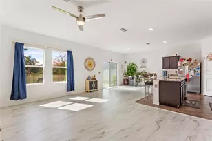 3891 Spruce Creek Dr, Lakeland, FL 33811 - Photo 8