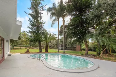 2524 Blue Lake Court, Apopka, FL 32703 - Photo 4