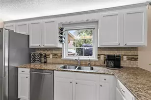 13545 Oak Bend Dr, Grand Island, FL 32735 - Photo 8