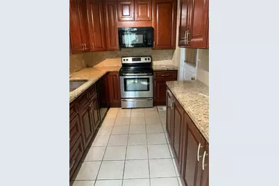 601 Berkshire Road, Daytona Beach, FL 32114 - Photo 2