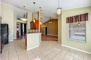 904 Princeton Dr, Clermont, FL 34711 - Photo 20