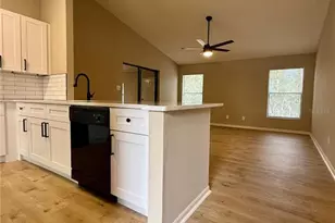 5335 Hyde Park Ave, Orlando, FL 32808 - Photo 2